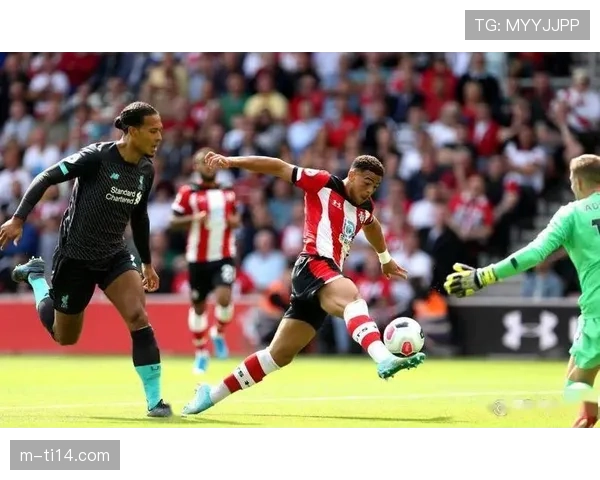 诺丁汉森林迎战阿斯顿维拉，萨沃纳伤缺考验后防稳定性